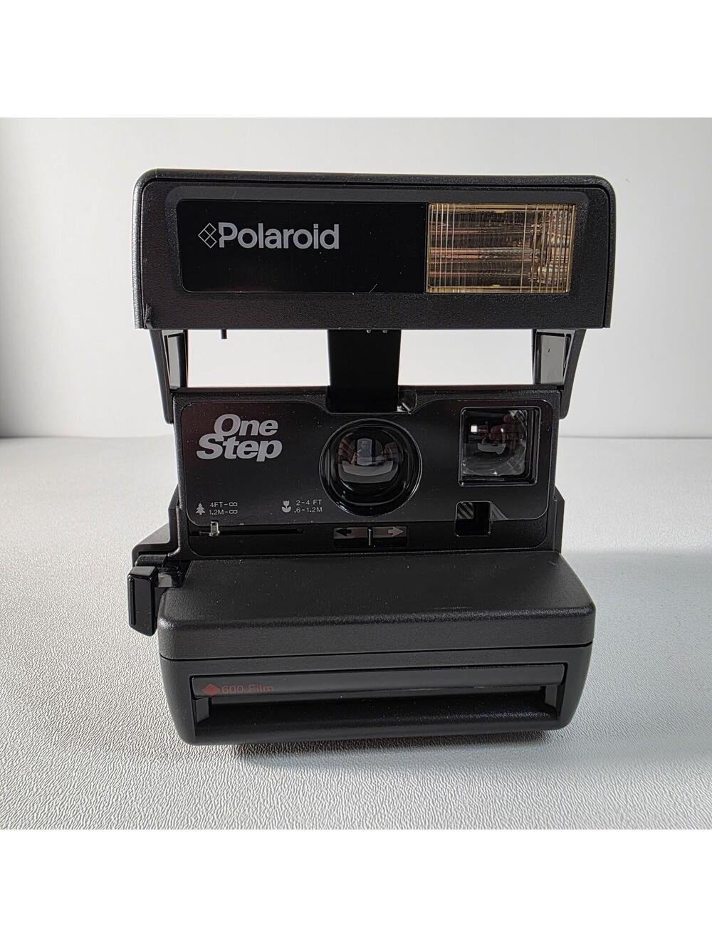 Vintage Polaroid One Step 600 Film Instant Camera W/Strap